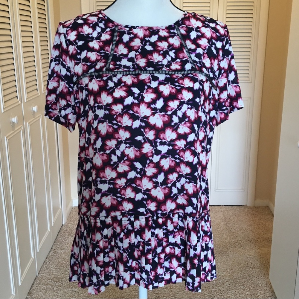 ❣️Banana Republic dressy top